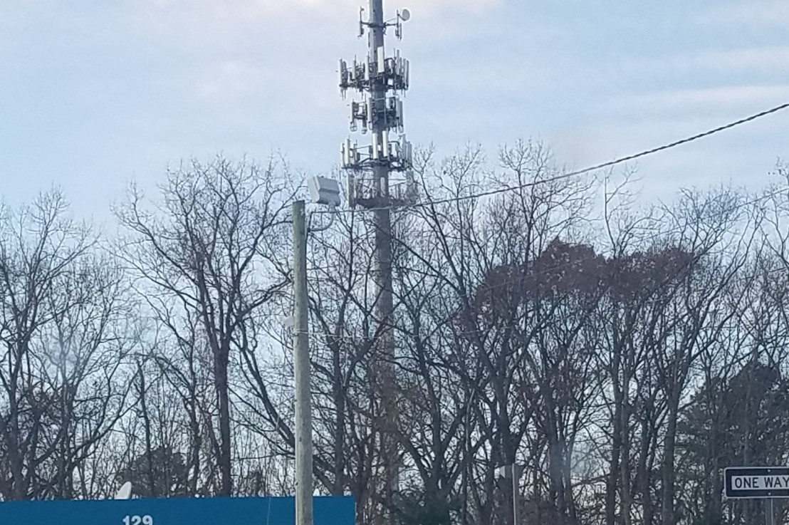 FCC Order Streamlines Deployment of 5G Gear onto Existing Macro Towers
